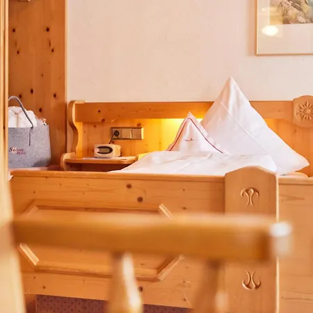 Sonne Post Mit Schwimmbad 3*