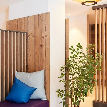 Sonne Post Mit Schwimmbad Отель 3*