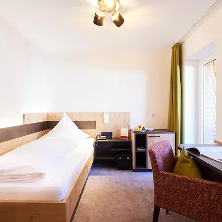 فندق Sonne Post Mit Schwimmbad