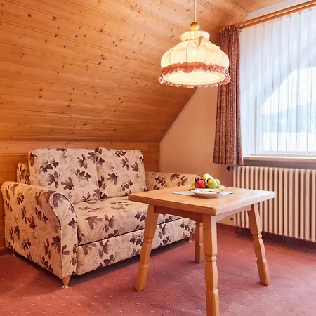 Sonne Post Mit Schwimmbad