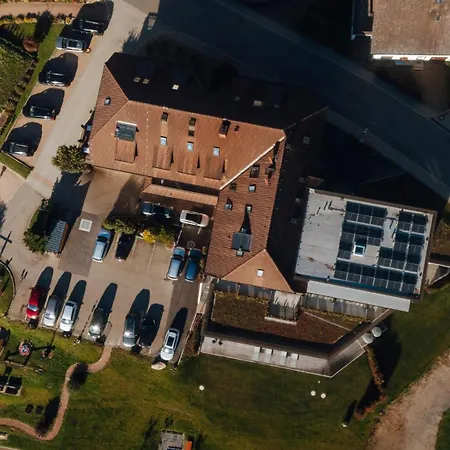 Отель Sonne Post Mit Schwimmbad 3*