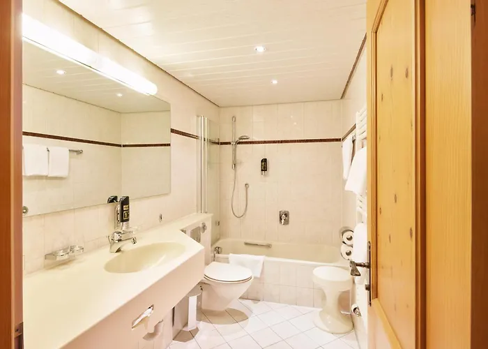 Sonne Post Mit Schwimmbad Hotel Titisee-Neustadt