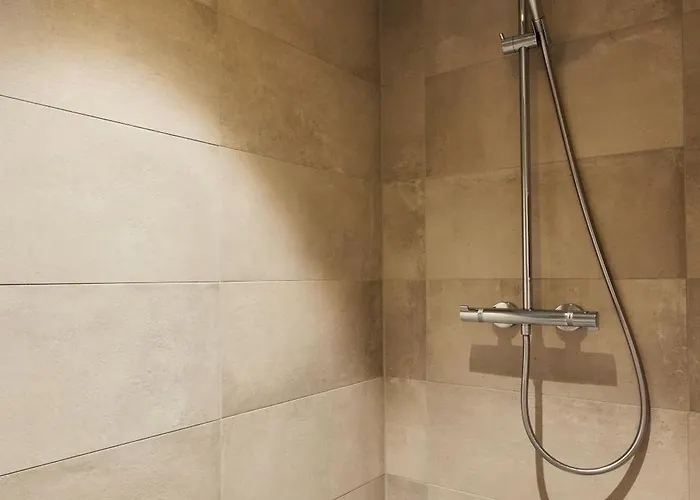 Sonne Post Mit Schwimmbad Титизее-Нойштадт