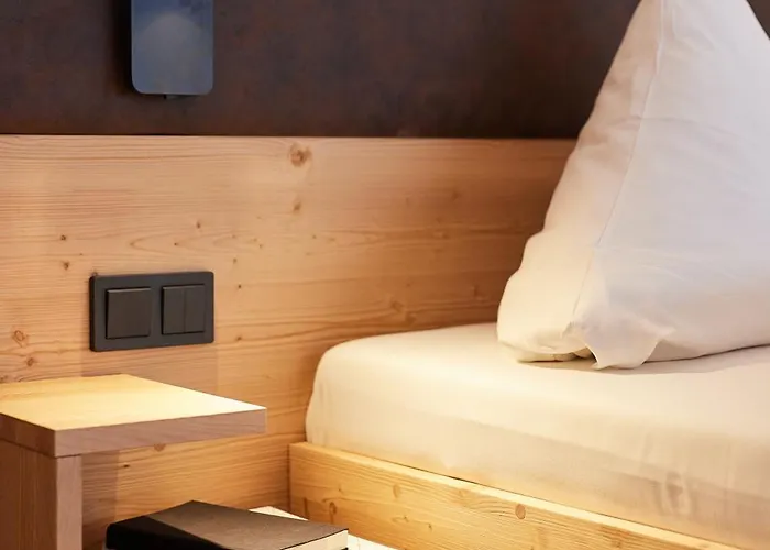 Sonne Post Mit Schwimmbad