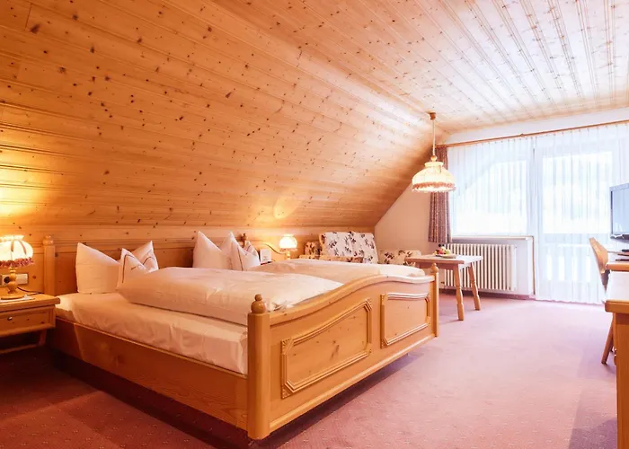 Sonne Post Mit Schwimmbad