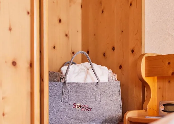 Sonne Post Mit Schwimmbad Отель Титизее-Нойштадт