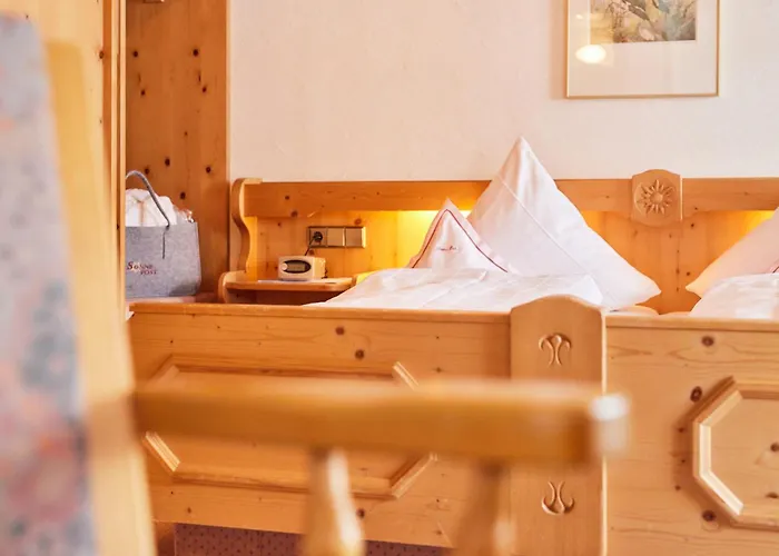 Sonne Post Mit Schwimmbad 3*