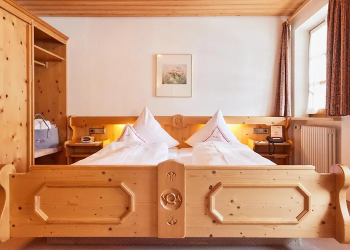 Sonne Post Mit Schwimmbad 3*