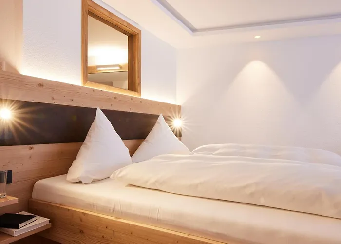 Sonne Post Mit Schwimmbad Hotel