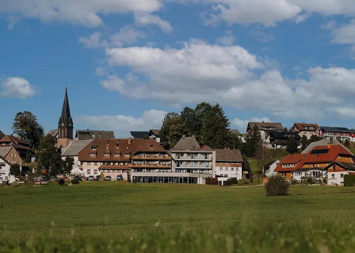 Sonne Post Mit Schwimmbad